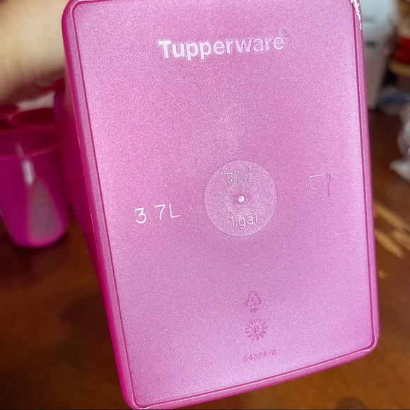 Tupperware Pitcher and Tumblers Set - Picture 7 of 8